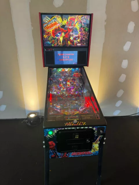 Flipper Deadpool Premium – Image 6