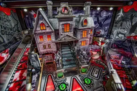 Elvira's house of horrors Red Blood Kiss – Image 20