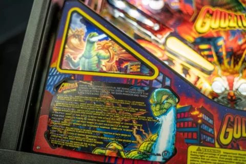 Godzilla Premium – Image 28