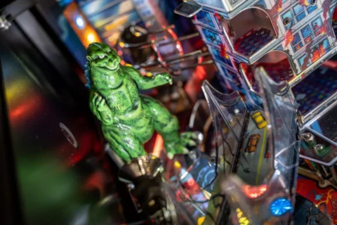 Godzilla Premium – Image 17