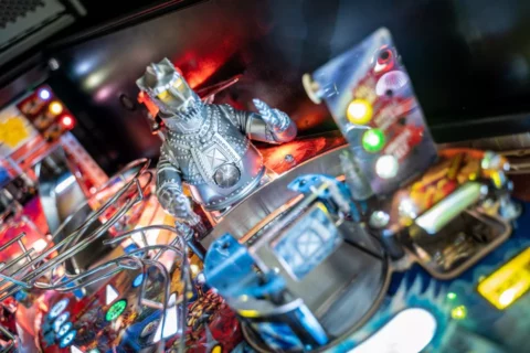 Godzilla Premium – Image 27