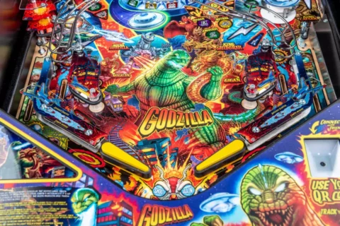 Godzilla Premium – Image 10